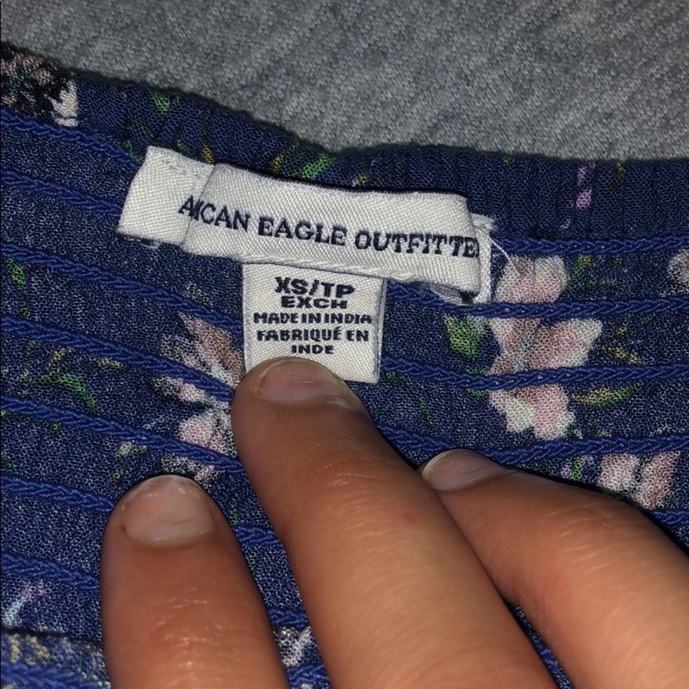 AE 🦅 ROMPER - Picture 4 of 5